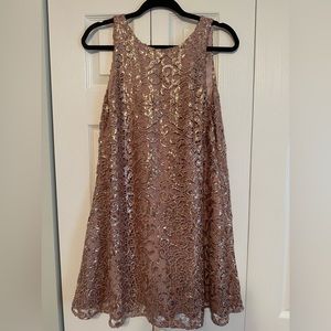 Beautiful mini dress, lace and sequin, brush dark rose